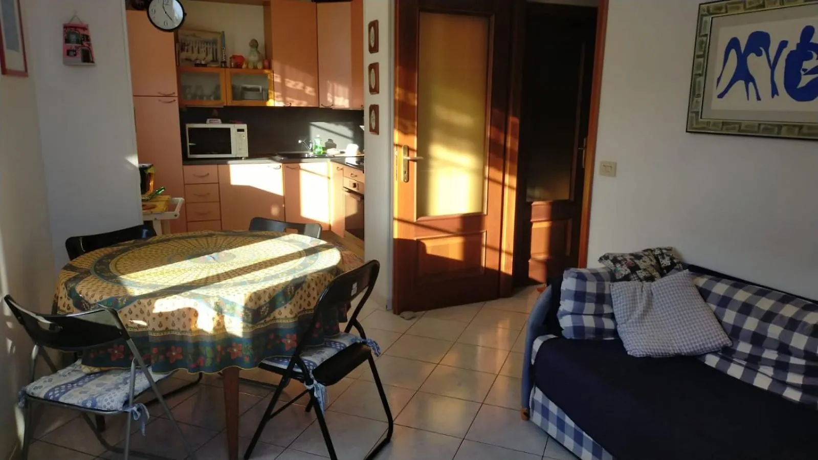 Menton Apartment With Large Terrace
